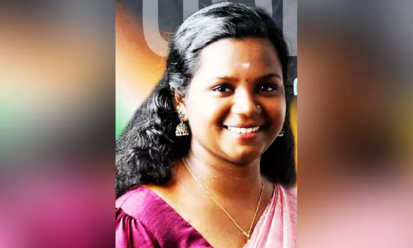 അരുവാപ്പുലം പഞ്ചായത്ത് പ്രസിഡന്റായി വീണ്ടും ‘രേഷ്മ’ അരുവാപ്പുലം പഞ്ചായത്ത് പ്രസിഡന്റായി വീണ്ടും ‘രേഷ്മ’