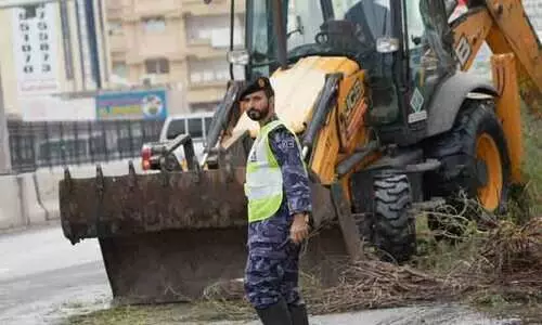 അ​സ്ഥി​ര കാ​ലാ​വ​സ്ഥ; നേ​രി​ടാ​ൻ സ​ജ്ജ​മാ​യി റാ​ക് പൊ​ലീ​സ്