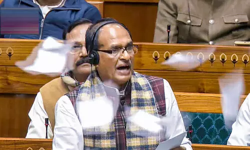 തൊ​ഴി​ലു​റ​പ്പ് ഇനി അ​വ​കാ​ശ​മ​ല്ല