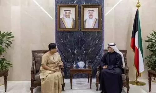 ഇ​ന്ത്യ​ൻ അം​ബാ​സ​ഡ​ർ ഡെ​പ്യൂ​ട്ടി വി​ദേ​ശ​കാ​ര്യ മ​ന്ത്രി​യു​മാ​യി കൂ​ടി​ക്കാ​ഴ്ച ന​ട​ത്തി