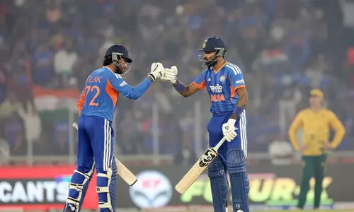 കത്തിക്കയറി ഹാർദിക് (16 പന്തിൽ ഫിഫ്റ്റി), തകർത്തടിച്ച് തിലകും; ദക്ഷിണാഫ്രിക്കക്കെതിരെ ഇന്ത്യക്ക് വമ്പൻ സ്കോർ