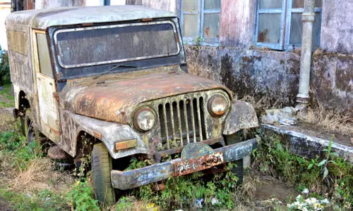 കട്ടപ്പുറത്തായ സർക്കാർ വാഹനങ്ങൾ ഇനി നേരിട്ട് വിൽക്കാം കട്ടപ്പുറത്തായ സർക്കാർ വാഹനങ്ങൾ ഇനി നേരിട്ട് വിൽക്കാം