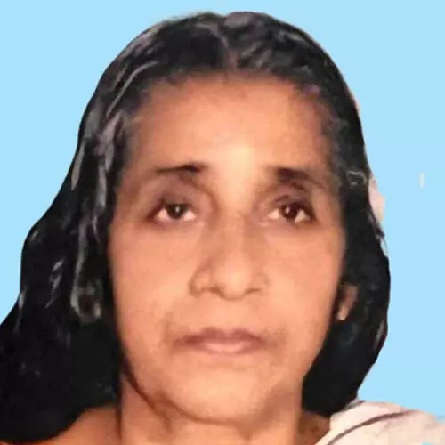 സ​രോ​ജി​നി അ​മ്മ