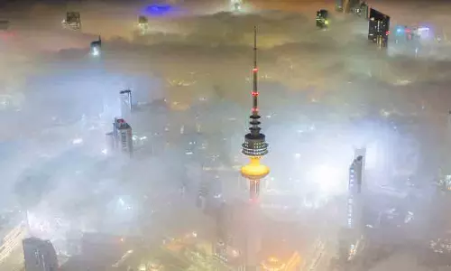 ഒറ്റപ്പെട്ട മഴ തുടരും; മഴക്കുപിറകെ മഞ്ഞും തണുപ്പും... ഒറ്റപ്പെട്ട മഴ തുടരും; മഴക്കുപിറകെ മഞ്ഞും തണുപ്പും...