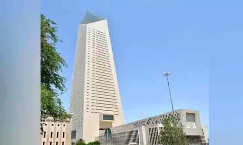 ബാങ്കിങ് മേഖലയിൽ ശക്തമായ വളർച്ച ബാങ്കിങ് മേഖലയിൽ ശക്തമായ വളർച്ച