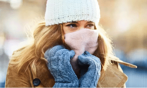 തണുപ്പ് കാലത്ത് രക്തക്കുഴലുകൾ ചുരുങ്ങും; ഹൃദ്രോഗികളും പ്രായമായവരും കൂടുതൽ ശ്രദ്ധിക്കണം