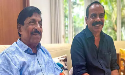 Sathyan Anthikad, Sreenivasan