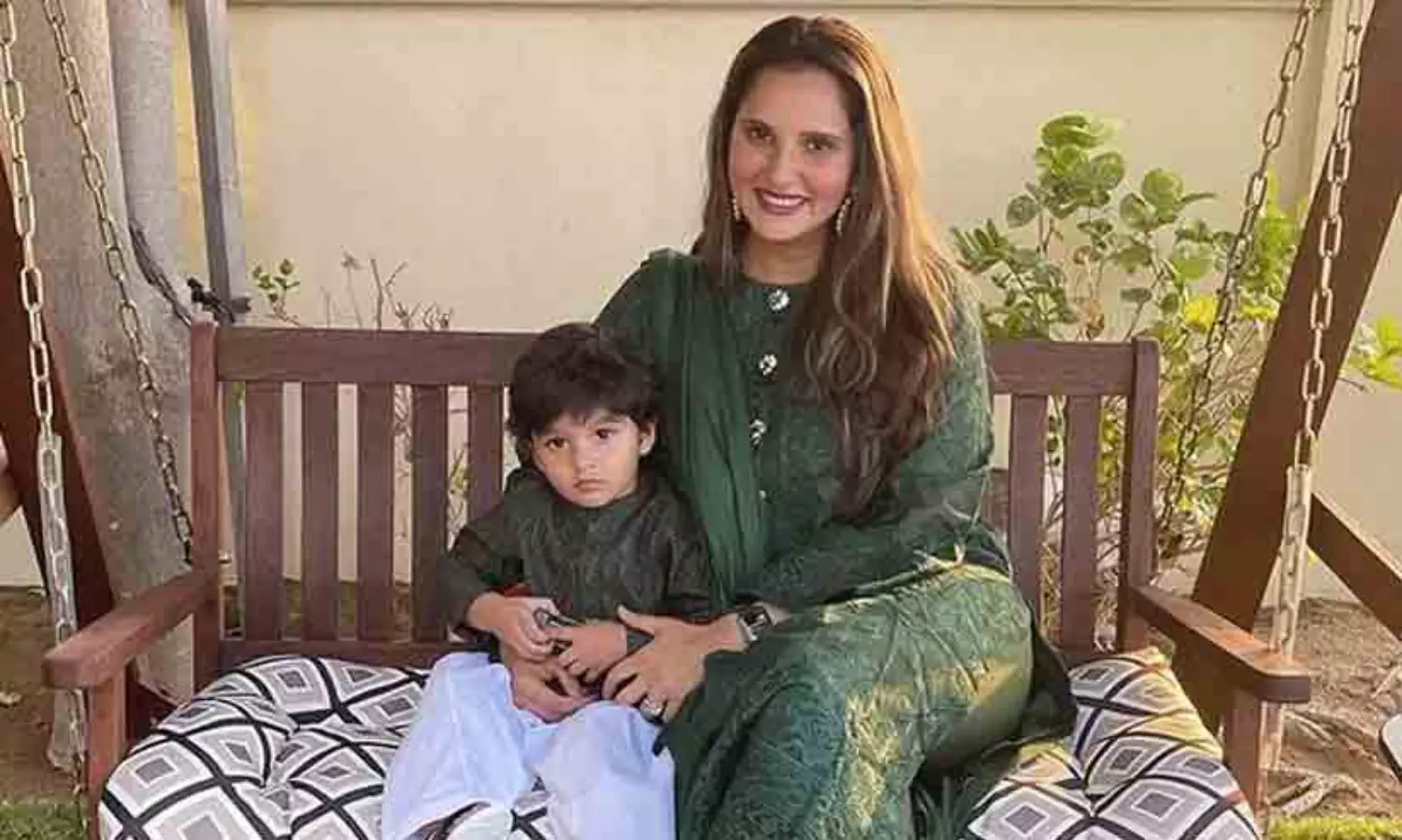 Sania Mirza with son