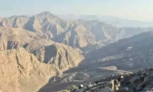 ത​ണു​പ്പി​ല​മ​ർ​ന്ന്​ യു.​എ.​ഇ;​ ജ​ബ​ൽ ജെ​യ്​​സി​ൽ താ​പ​നി​ല 3.5 ഡി​ഗ്രി