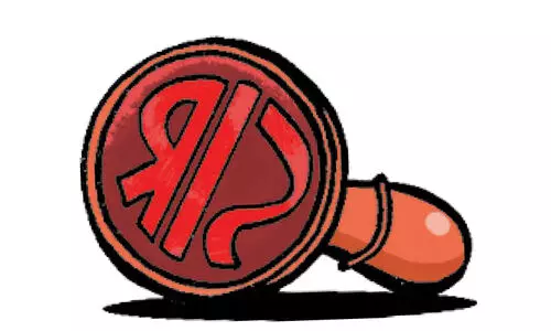 നാട്ടിലുണ്ട്, പട്ടികയിലില്ല വിശദീകരണമില്ലാതെ കമീഷൻ