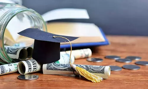 എൻട്രൻസ് ഇല്ലാതെ ഇന്ത്യൻ വിദ്യാർഥികൾക്ക് സ്കോളർഷിപ്പ് പ്രഖ്യാപിച്ച് റഷ്യ; മെഡിസിനുൾപ്പെടെ ഇംഗ്ലീഷിലും പഠിക്കാം