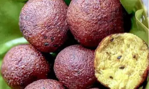 രു​ചി​യൂ​​റും നാ​ട​ൻ ഉ​ണ്ടം പൊ​രി