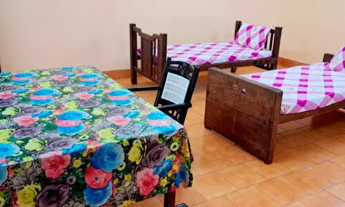 ശ്യാമളയും ബാലനുമെല്ലാം പിറന്ന ചെ​റു​തു​രു​ത്തി റ​സ്റ്റ് ഹൗ​സിലെ രണ്ടാം നമ്പർ മുറി