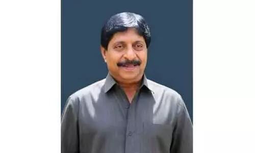 ശ്രീ​നി​വാ​സ​ൻ: മ​ല​യാ​ള​ത്തി​ന്റെ ചാ​ർ​ളി ചാ​പ്ലി​ൻ