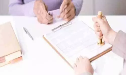 വി​ദേ​ശി​ക​ൾ​ക്ക് വ​ർ​ക്ക് പെ​ർ​മി​റ്റി​ന് മു​മ്പ് സ​ർ​ട്ടി​ഫി​ക്ക​റ്റ് പ​രി​ശോ​ധ​ന; നി​ർ​ദേ​ശം പാ​ർ​ല​മെ​ന്റ് ചൊ​വ്വാ​ഴ്ച ച​ർ​ച്ച ചെ​യ്യും