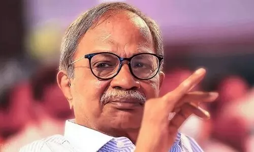 ജ​ന​ഹൃ​ദ​യ​ങ്ങ​ൾ​ക്കു​മേ​ൽ ഹൃ​ദ​യാ​ധി​കാ​രം സ്ഥാ​പി​ച്ച എം.​ടി