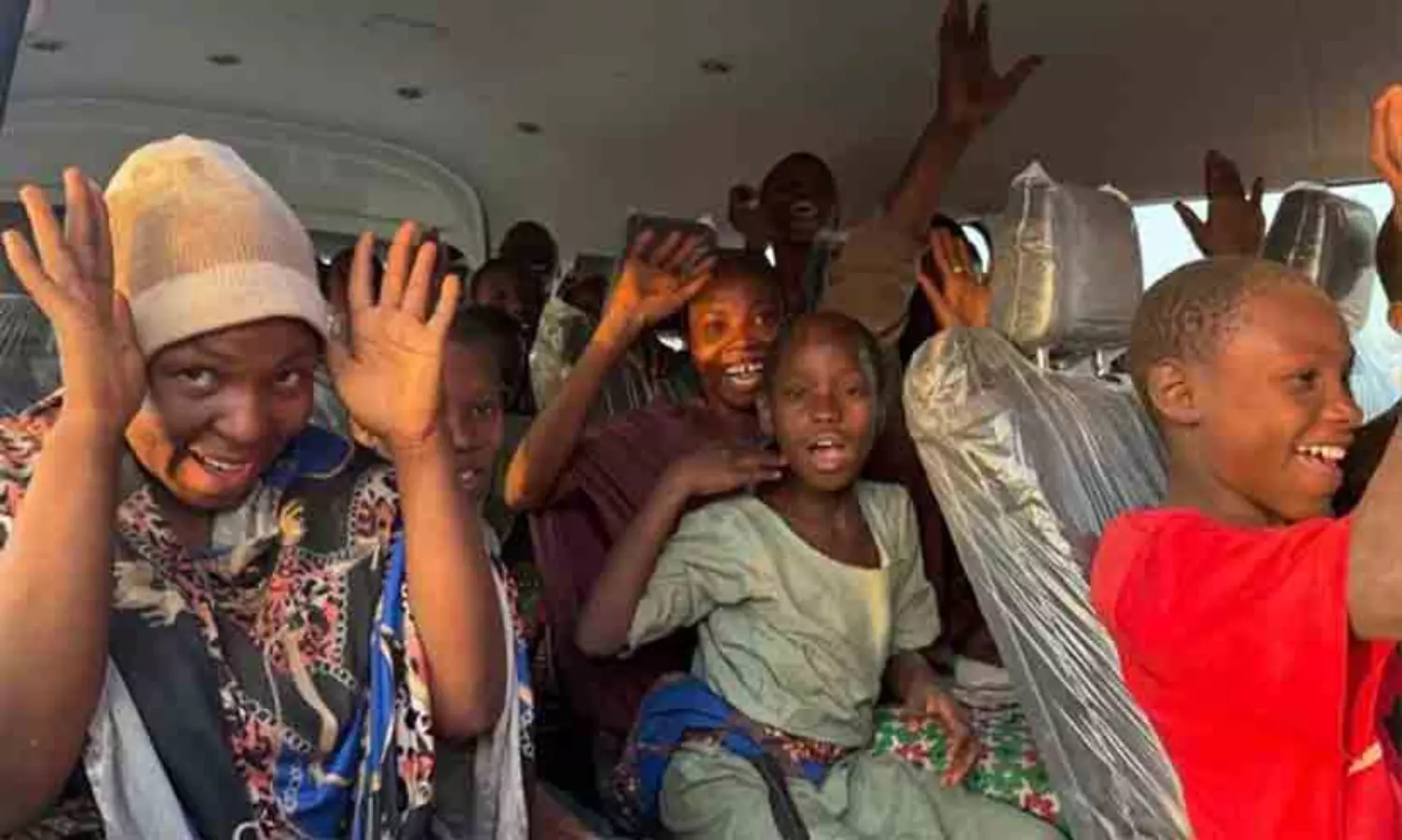 Nigeria,kidnapping,130 freed,schoolchildren,security crisis,നൈജീരിയ, തട്ടിക്കൊണ്ടുപോകൽ, സ്കൂൾകുട്ടികൾ,