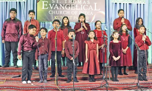 സെ​ന്റ് തോ​മ​സ് ഇ​വാ​ഞ്ച​ലി​ക്ക​ൽ ച​ർ​ച്ച് ക​രോ​ൾ