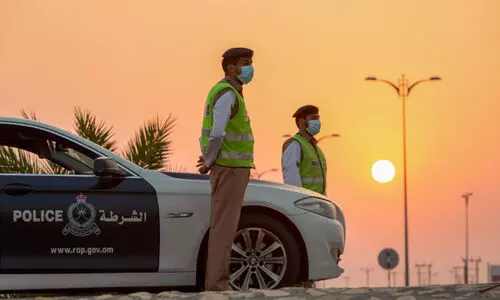 ദോ​ഫാ​റി​ൽ 60 വാ​ഹ​ന​ങ്ങ​ൾ പി​ടി​ച്ചെ​ടു​ത്തു