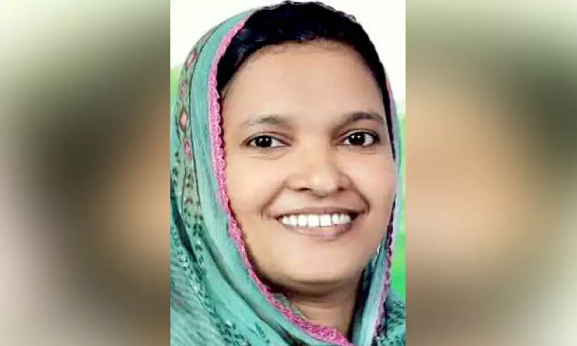 പെരുമ്പടപ്പ് ബ്ലോക്ക് പഞ്ചായത്ത് റമീന ഇസ്മായിൽ നയിക്കും പെരുമ്പടപ്പ് ബ്ലോക്ക് പഞ്ചായത്ത് റമീന ഇസ്മായിൽ നയിക്കും