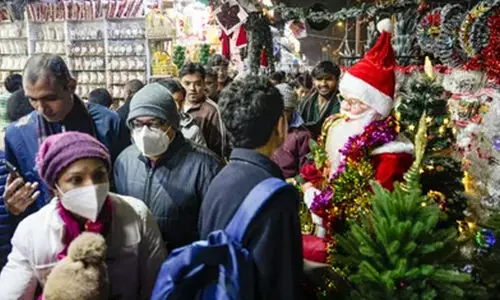 ക്രിസ്മസിന് ഹിന്ദുക്കളുടെ കടകൾ അലങ്കരിക്കരുത്, അത്തരം കടകളിൽനിന്ന് സാധനം വാങ്ങരുത് -വി.എച്ച്.പി; ‘ആഘോഷത്തിൽനിന്ന് ഹിന്ദുക്കൾ വിട്ടുനിൽക്കണം’