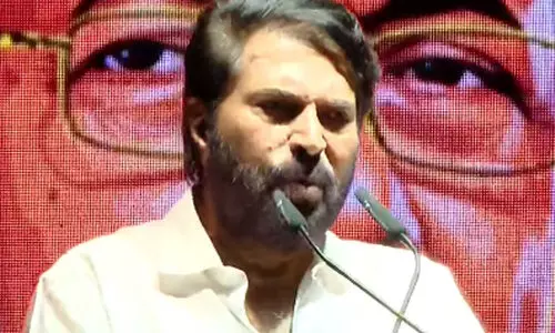 സൂര്യനും മഴക്കും വെള്ളത്തിനുമൊന്നും മതവുമില്ല ജാതിയുമില്ല, നമ്മള്‍ ഒന്നിച്ചുജീവിക്കേണ്ടവരാണ്, മനുഷ്യന്‍ പരസ്പരം വിശ്വസിക്കുന്നതാണ് ഏറ്റവും വലിയ മതം -മമ്മൂട്ടി