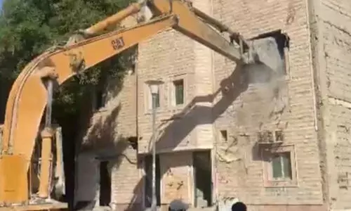 ജലീബ് മേഖലയിൽ സുരക്ഷിതമല്ലെന്ന് കണ്ടെത്തിയ 60 കെട്ടിടങ്ങൾ പൊളിച്ചുനീക്കി