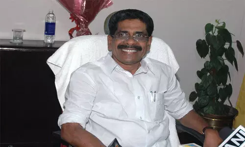 അൻവർ സംയമനം പാലിക്കണം, വഴിയമ്പലമായി യു.ഡി.എഫിനെ ആരും കാണരുത്  - മുല്ലപ്പളളി രാമചന്ദ്രൻ