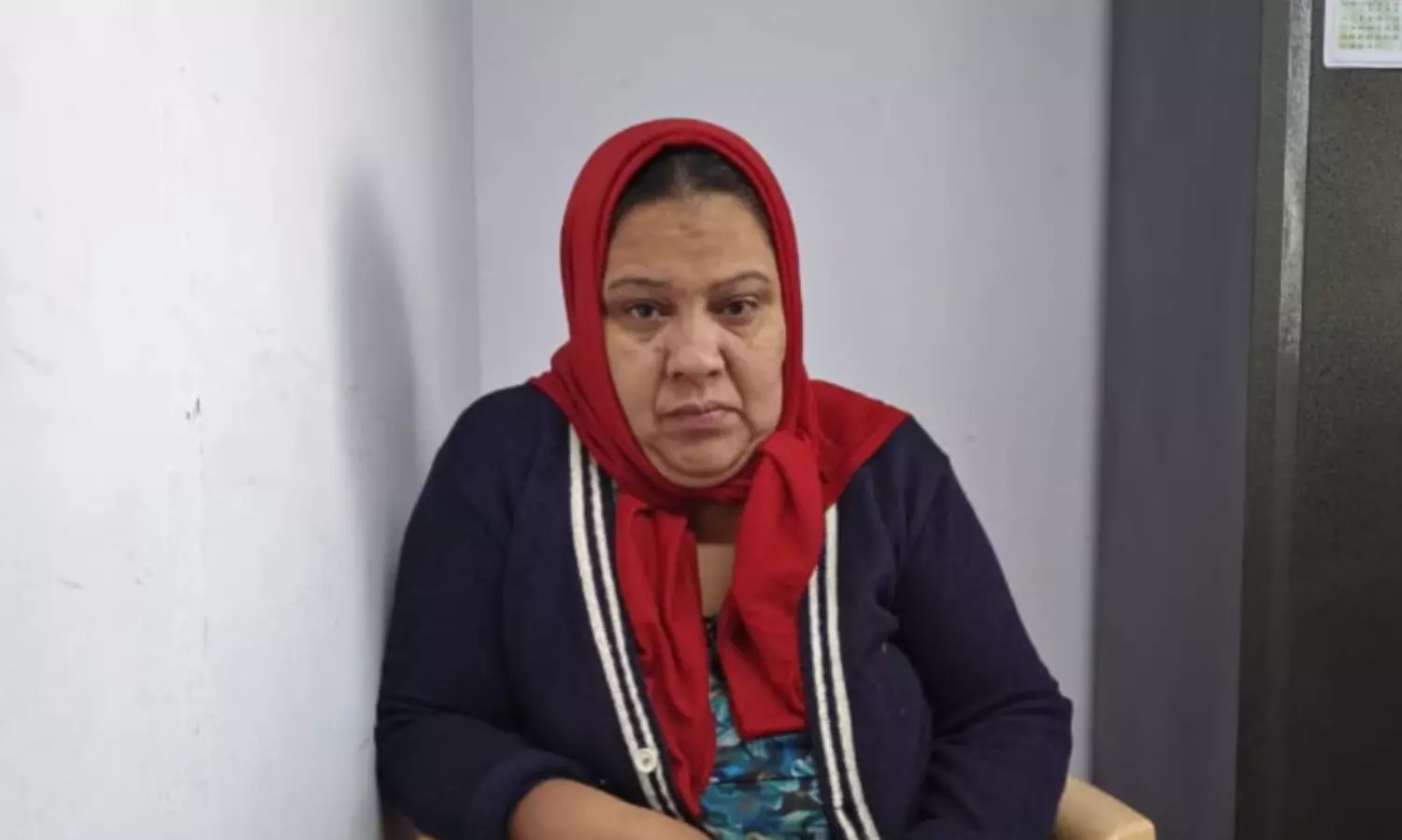 മകന്റെ വിദ്യാഭ്യാസത്തിനും ഭർത്താവിന്റെ ചികിത്സക്കും പണമില്ല; വിവാഹ വേദികളിലെത്തി മോഷണം, കോളജ് പ്രഫസർ അറസ്റ്റിൽ