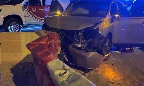 ദു​ബൈ​യി​ൽ വാ​ഹ​നാ​പ​ക​ടം: ര​ണ്ടു​ പേ​ർ​ക്ക്​ പ​രി​ക്ക്​