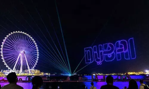 നാ​ളെ ക്രി​സ്മ​സ്​; ആ​ഘോ​ഷ​ങ്ങ​ൾ​​െക്കാ​രു​ങ്ങി യു.​എ.​ഇ