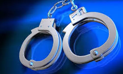 ബ​ർ​ക​യി​ൽ മ​യ​ക്കു​മ​രു​ന്നു​മാ​യി ഒ​രാ​ൾ അ​റ​സ്റ്റി​ൽ