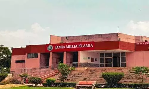 ജാമിഅ മില്ലിയ അധ്യാപകന് സസ്​പെൻഷൻ; പ്രതിഷേധവുമായി വിദ്യാർഥി സംഘടനകൾ