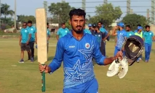 32 പന്തിൽ സെഞ്ച്വറി; വൈഭവിനെ വെല്ലുന്ന വെടിക്കെട്ടുമായി സഹതാരം, സകീബുൽ ഗനിക്ക് റെക്കോഡ്