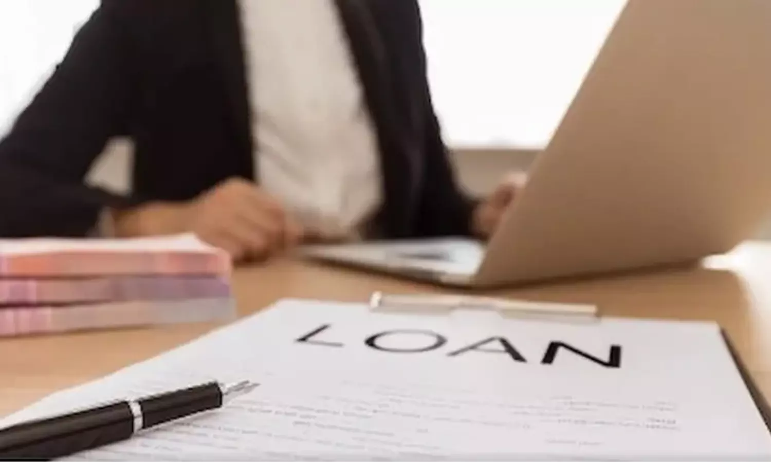 ക​ടം തി​രി​ച്ച​ട​ക്കാ​ത്ത​വ​ർ​ക്ക് എതിരെ ന​ട​പ​ടി