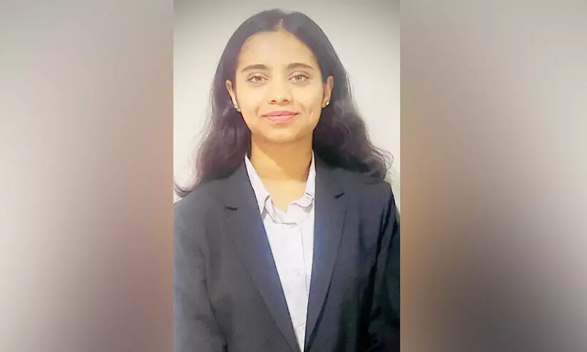 ഹന അനീസ പറയുന്നു; രാഷ്ട്രീയവും കവിതയാണ്... ഹന അനീസ പറയുന്നു; രാഷ്ട്രീയവും കവിതയാണ്...