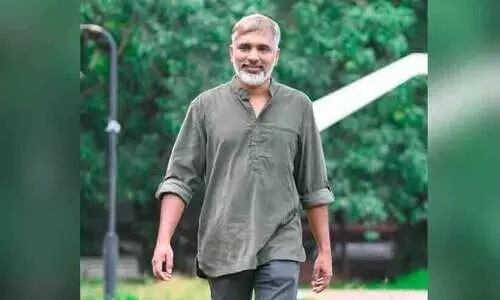 പിരിച്ചുവിട്ട ഉത്തരവ് വന്നത് മുതൽ സൈബർ സഖാക്കളുടെ വർഗീയ ചാപ്പകുത്താണ്, 22 വർഷത്തെ പൊലീസ് ജീവിതമാണ് അവസാനിച്ചത്, ജനുവരി മുതൽ മറ്റൊരു തൊഴിൽ; ഉമേഷ് വള്ളിക്കുന്ന്