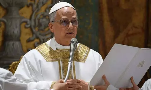 ഗസ്സയിലെ കൂടാരങ്ങളെക്കുറിച്ച് നമുക്ക് എന്തുകൊണ്ട് ചിന്തിക്കാൻ കഴിയുന്നില്ല...? -ക്രിസ്മസ് സന്ദേശത്തിൽ മാർപാപ്പ