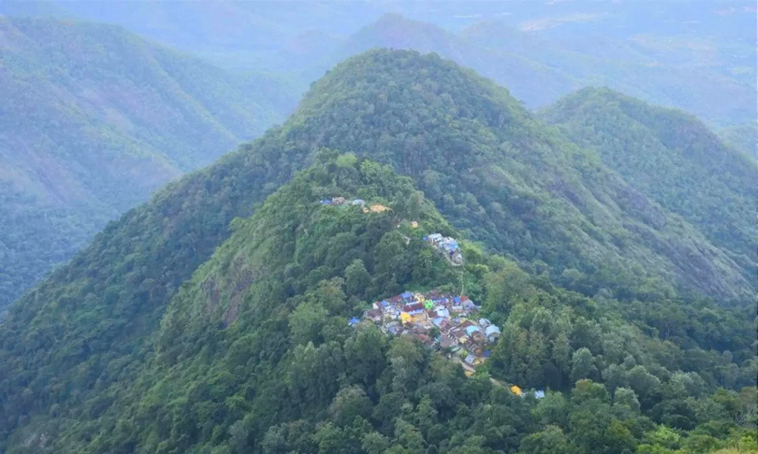 ചെരുപ്പിടാത്ത ഗ്രാമം...