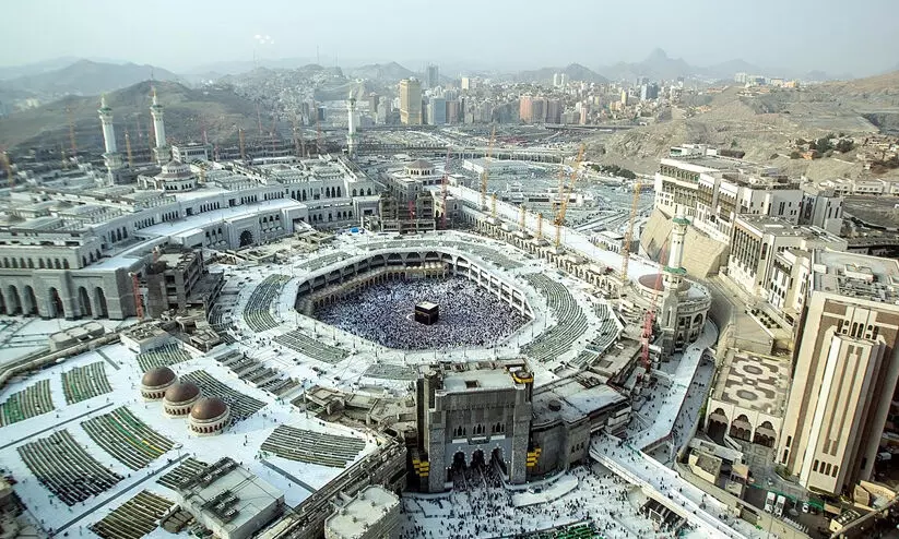 ഒരു മാസത്തിനുള്ളിൽ മക്ക, മദീന സന്ദർശിച്ച വിശ്വാസികളുടെ എണ്ണം 6.87 കോടി കവിഞ്ഞു ഒരു മാസത്തിനുള്ളിൽ മക്ക, മദീന സന്ദർശിച്ച വിശ്വാസികളുടെ എണ്ണം 6.87 കോടി കവിഞ്ഞു