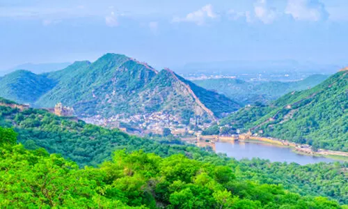 ആരവല്ലി മലനിരകളിലെ അനധികൃത ഖനനം; ഏഴ് വർഷങ്ങൾക്കിടെ രജിസ്റ്റർ ചെയ്തത് 7173 കേസുകൾ