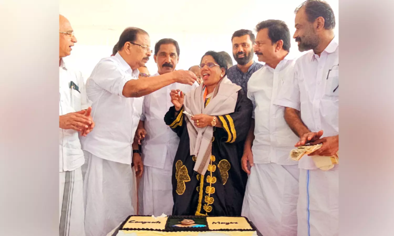 ക​ണ്ണൂ​ർ ന​ഗ​രം കൂ​ടു​ത​ൽ ക​ള​റാ​കും; പ​യ്യാ​മ്പ​ല​ത്തി​നും മു​നി​സി​പ്പ​ൽ സ്റ്റേ​ഡി​യ​ത്തി​നും പ്ര​ഥ​മ​ പ​രി​ഗ​ണ​ന