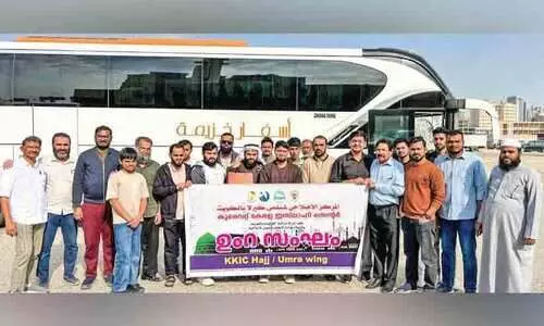 ഉം​റ സം​ഘ​ത്തി​ന് യാ​ത്ര​യ​യ​പ്പ് ന​ൽ​കി