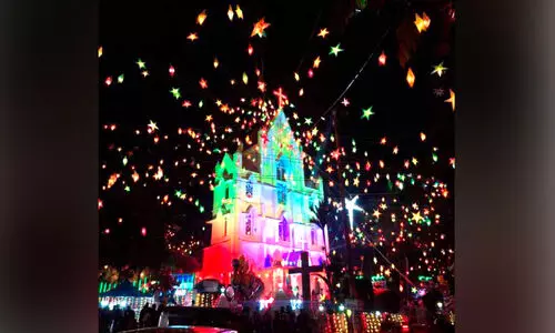 5000 നക്ഷത്രങ്ങളുടെ വാനവിസ്മയത്തിൽ കഴക്കൂട്ടം സി.എസ്.ഐ ക്രിസ്മസ് ആഘോഷം