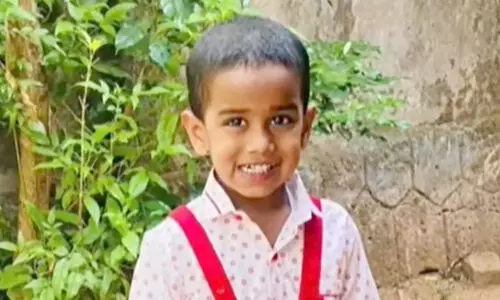 സഹോദരനൊപ്പം കളിക്കുന്നതിനിടെ ആറു വയസ്സുകാരനെ വീട്ടിൽനിന്ന് കാണാതായി