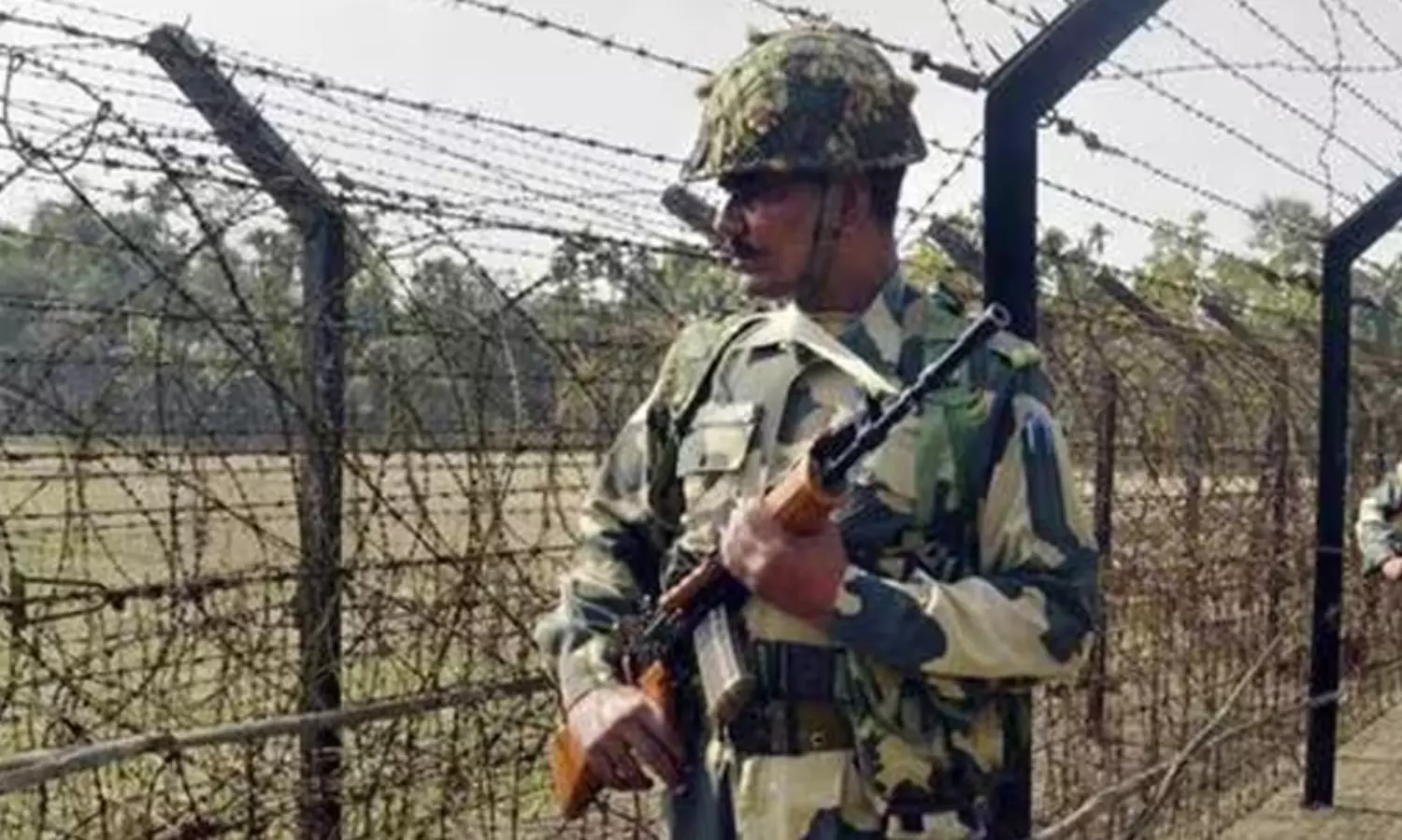 ഉസ്മാൻ ഹാദി വധക്കേസ് പ്രതികൾ ഇന്ത്യയിലെത്തിയെന്ന് ധാക്ക പൊലീസ്; നിഷേധിച്ച് ഇന്ത്യൻ അധികൃതർ