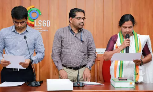 ത്രിതല പഞ്ചായത്ത്; സാരഥികള്‍ അധികാരത്തിൽ