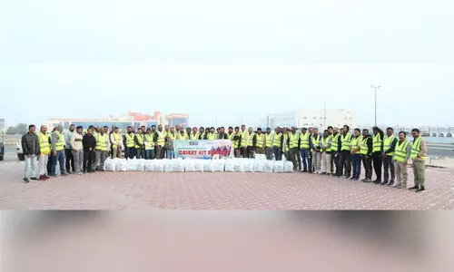 ആ​ട്ടി​ട​യ​ന്മാ​ർ​ക്ക് ഡെ​സേ​ർ​ട്ട് കി​റ്റു​മാ​യി പ്ര​വാ​സി വെ​ൽ​ഫെ​യ​ർ