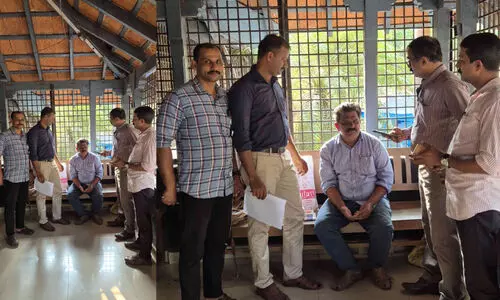 കൈക്കൂലി വാങ്ങുന്നതിനിടെ റീസർവേ ഏജന്‍റ് വിജിലൻസ് പിടിയിൽ