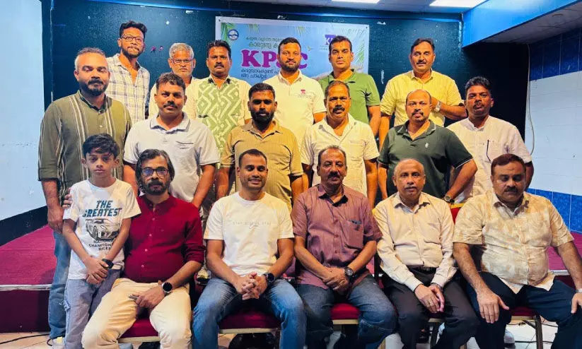 സാദിഖ് പറമ്പിലിന് സ്വീകരണം സാദിഖ് പറമ്പിലിന് സ്വീകരണം